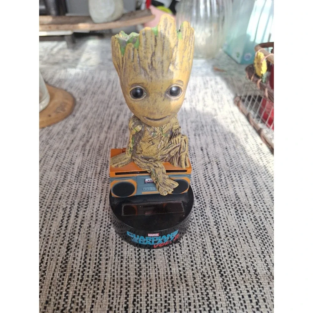 Groot ‎ NECA Infinity Saga Bobblehead used